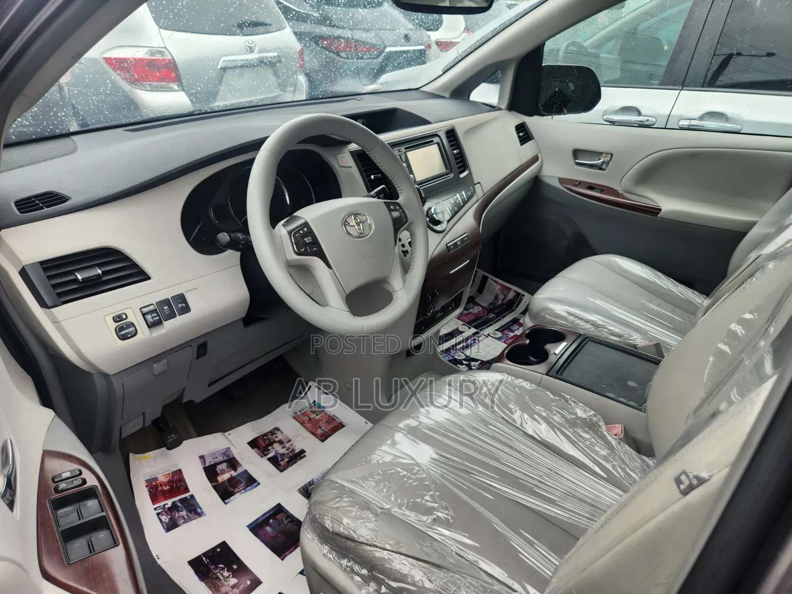 Toyota Sienna XLE 7 Passenger 2012 Gray