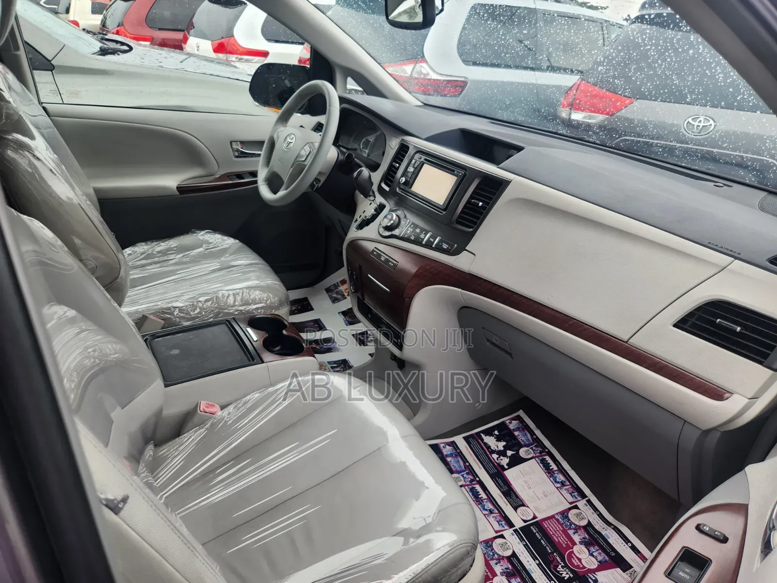 Toyota Sienna XLE 7 Passenger 2012 Gray