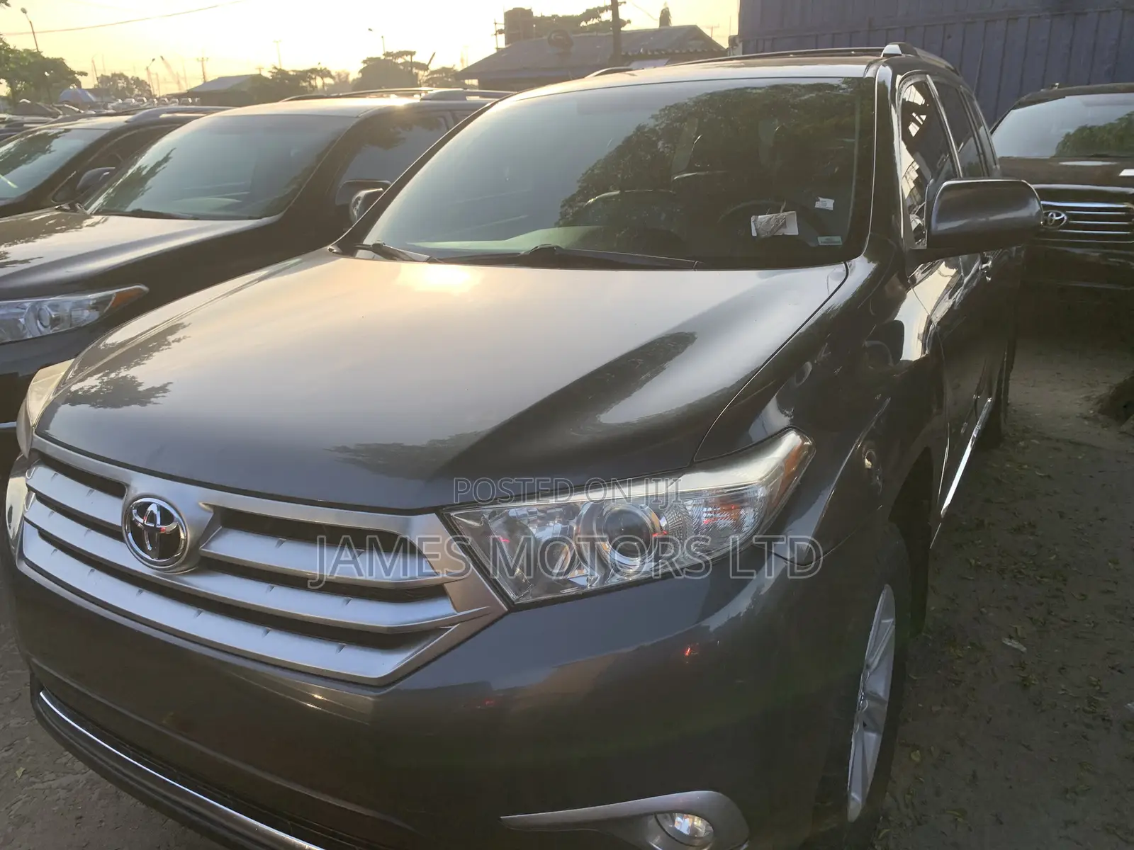 Toyota Highlander 2013 Gray