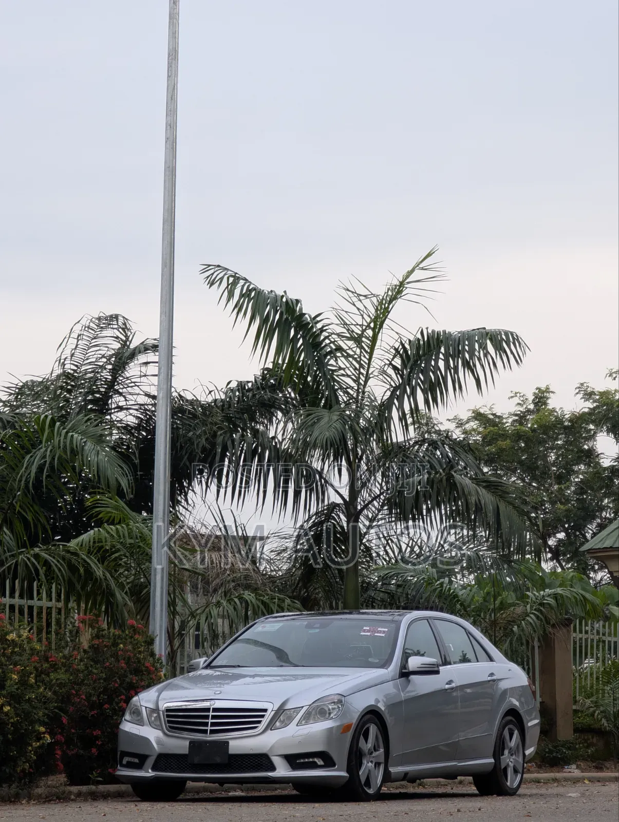 Mercedes-Benz E350 2011 Silver