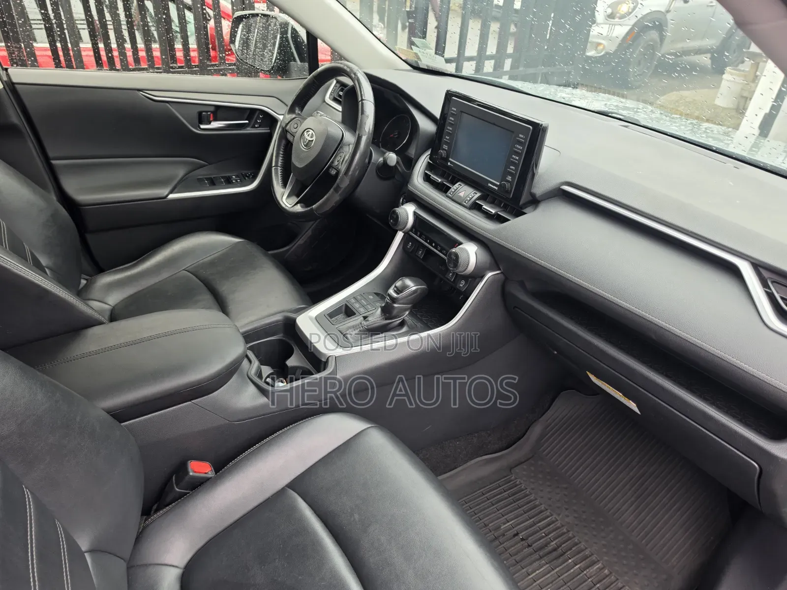 Toyota RAV4 2022 Green