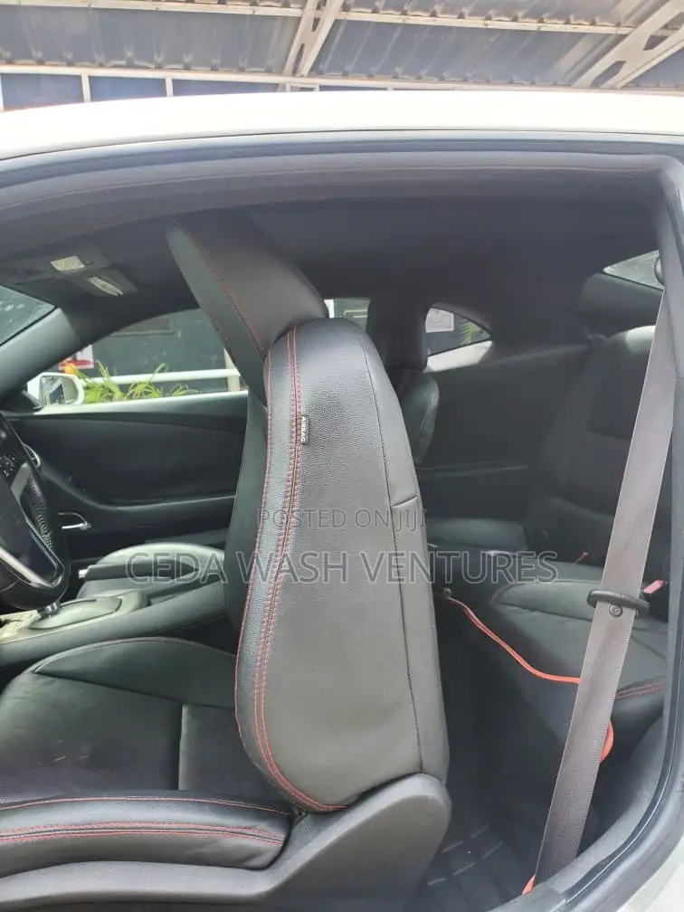 Chevrolet Camaro 2014 White