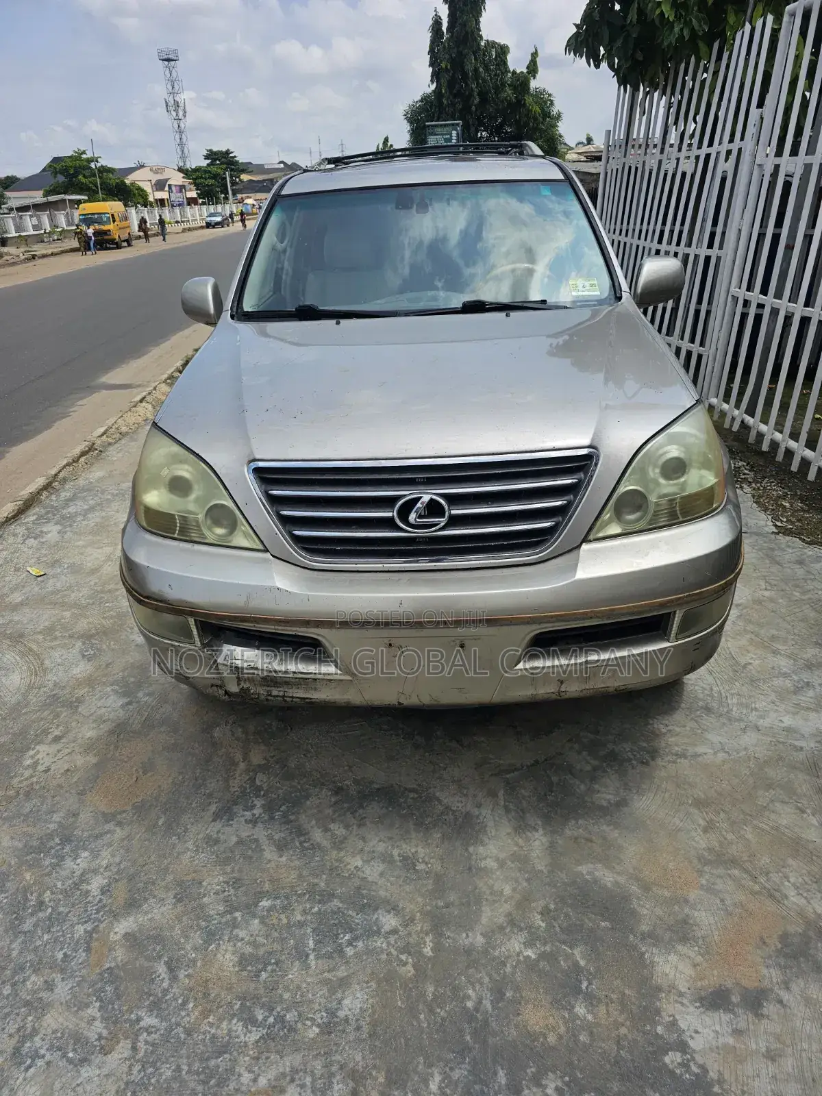 Lexus GX 470 2004 Gold