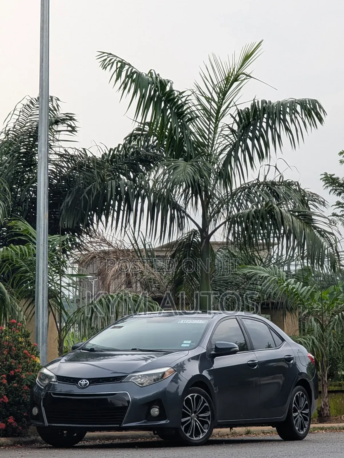 Toyota Corolla 2015 Gray