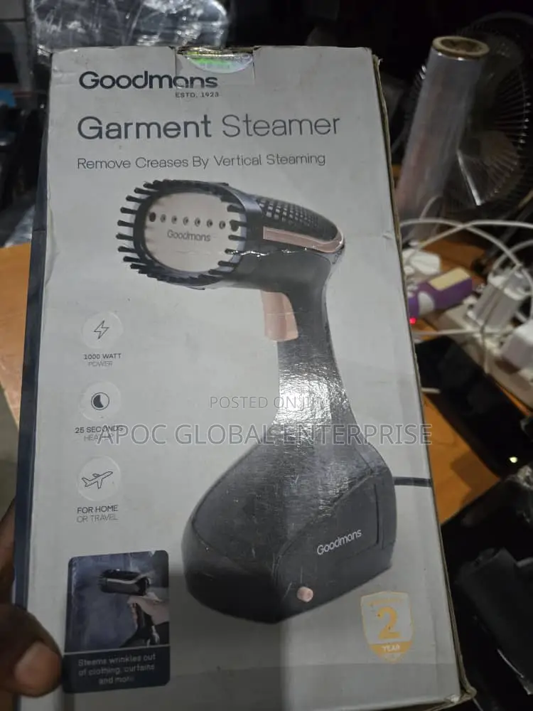 Goodmans 1000w Garment Steamer