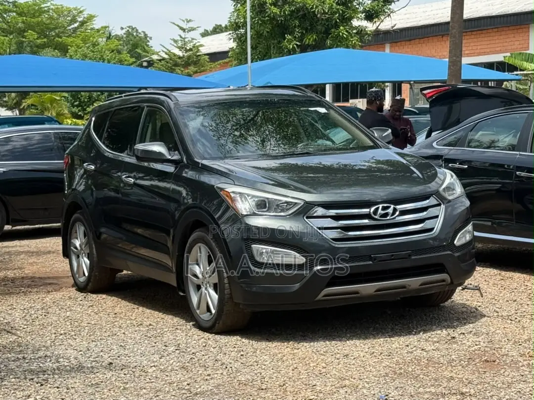 Hyundai Santa Fe 2015 Green