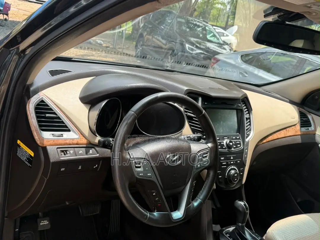 Hyundai Santa Fe 2015 Green