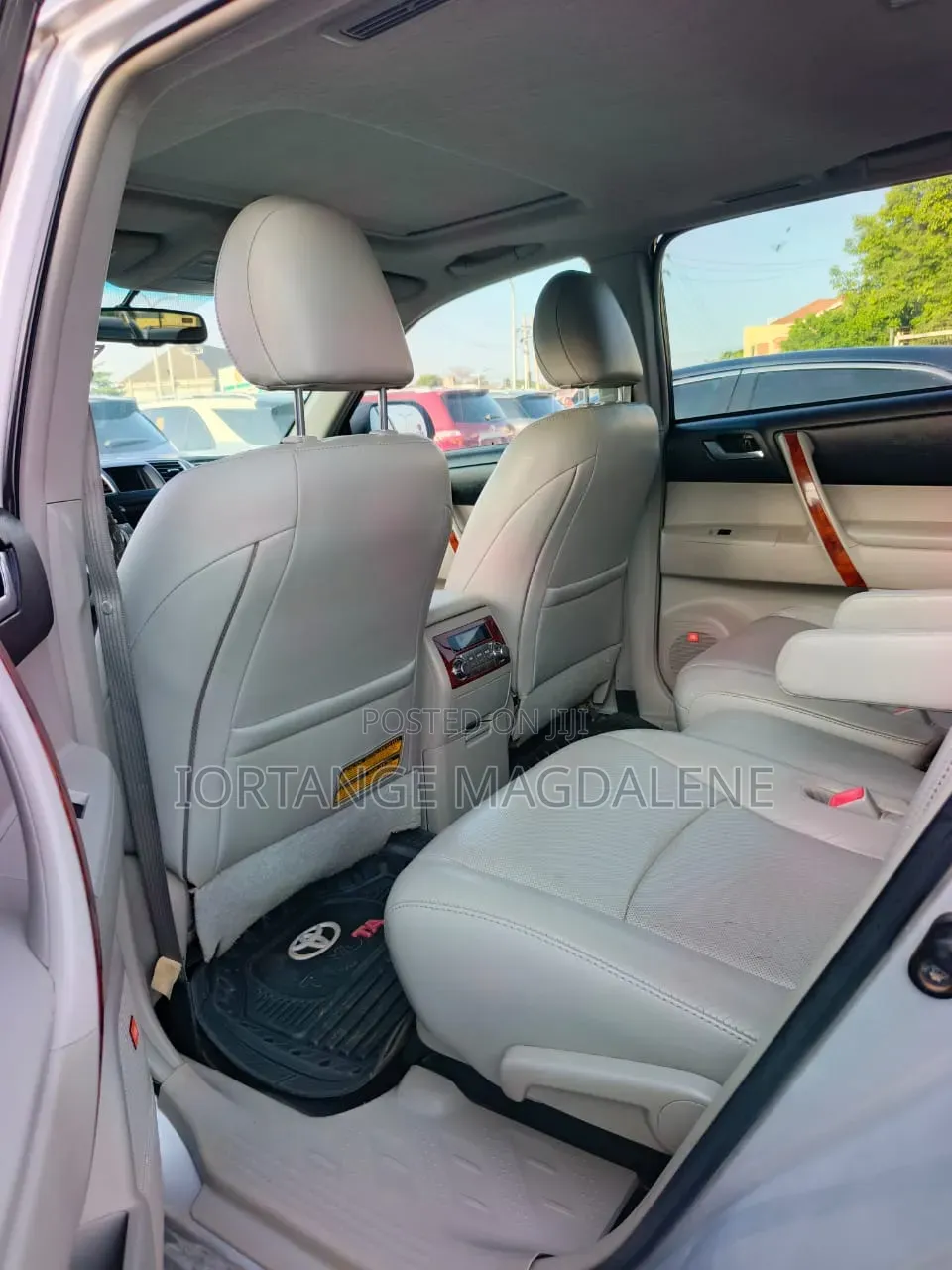 Toyota Highlander 2012 Silver