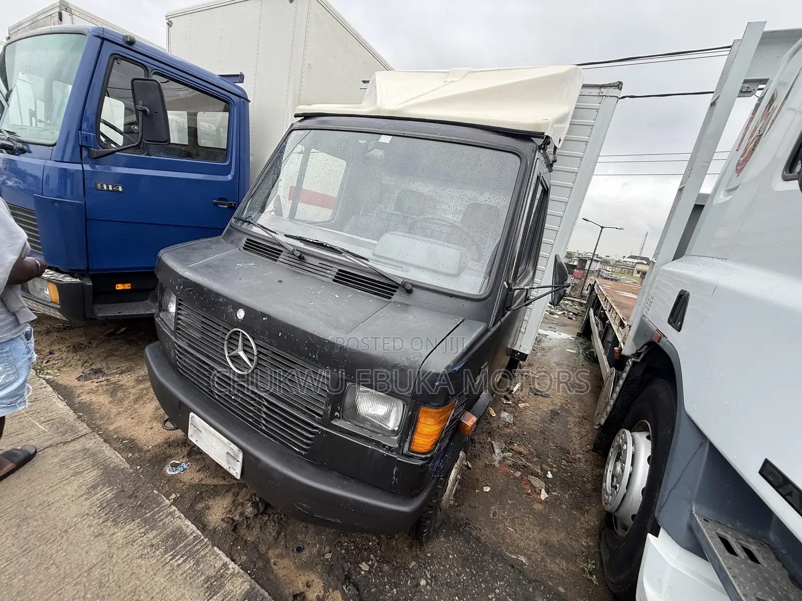 4080 Mercedes Benz Gray Color