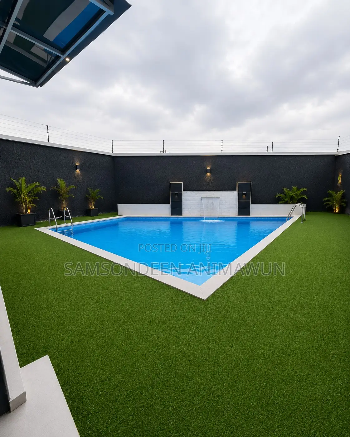 Maintenance-Free Artificial Grass | 5-Year Warranty