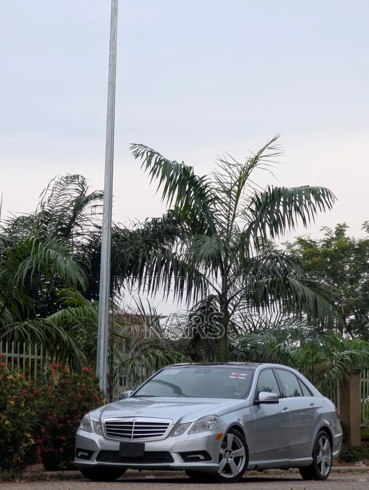 Mercedes-Benz E350 2011 Silver