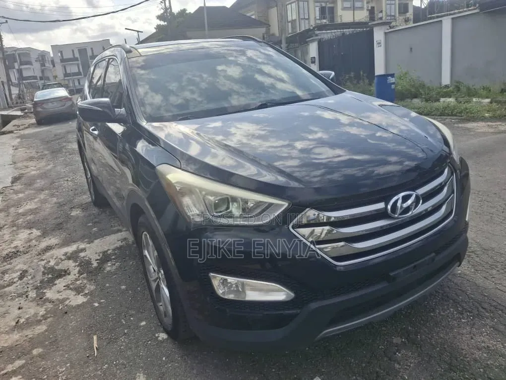 Hyundai Santa Fe Limited 4dr SUV AWD (3.3L 6cyl 6A) 2015 Black