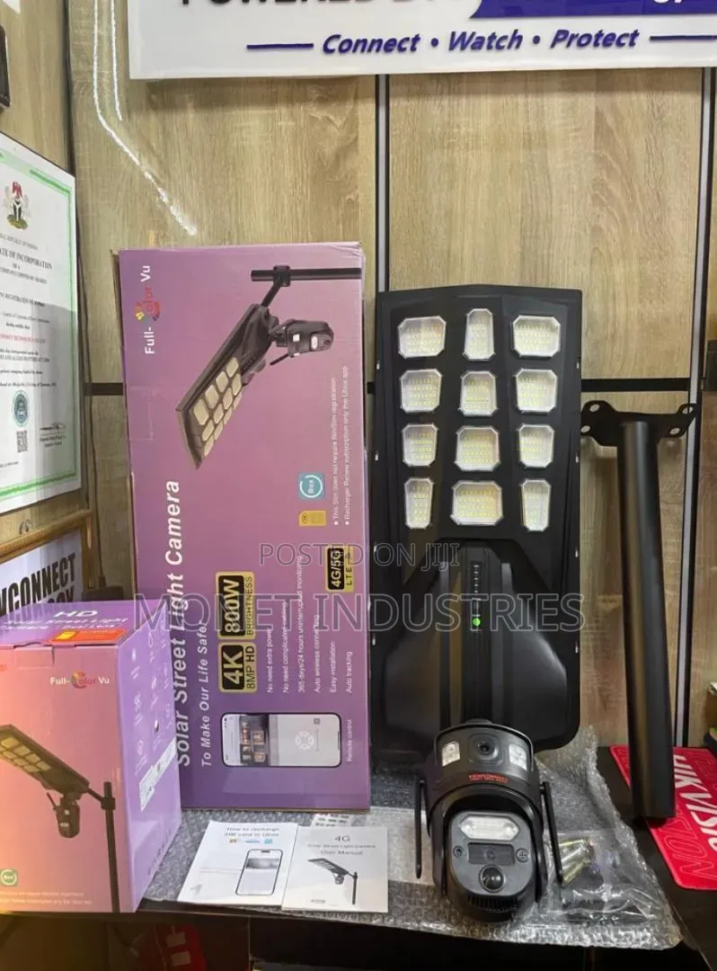800w All-in-One Solar CCTV Camera With Lightning