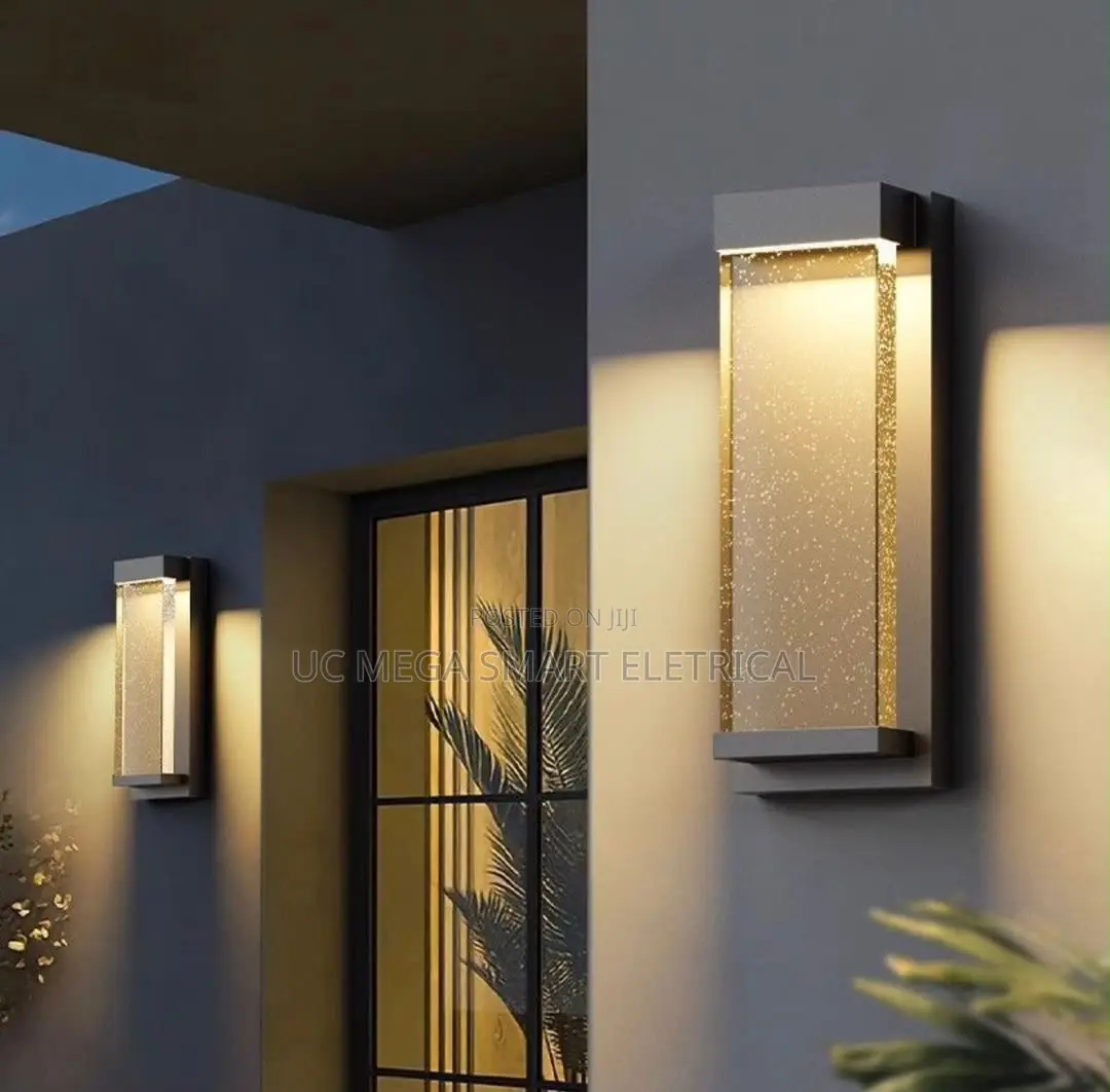 Outdoor Waterproof Wall Lights, Courtyard Enclosures, Solar Lighting,