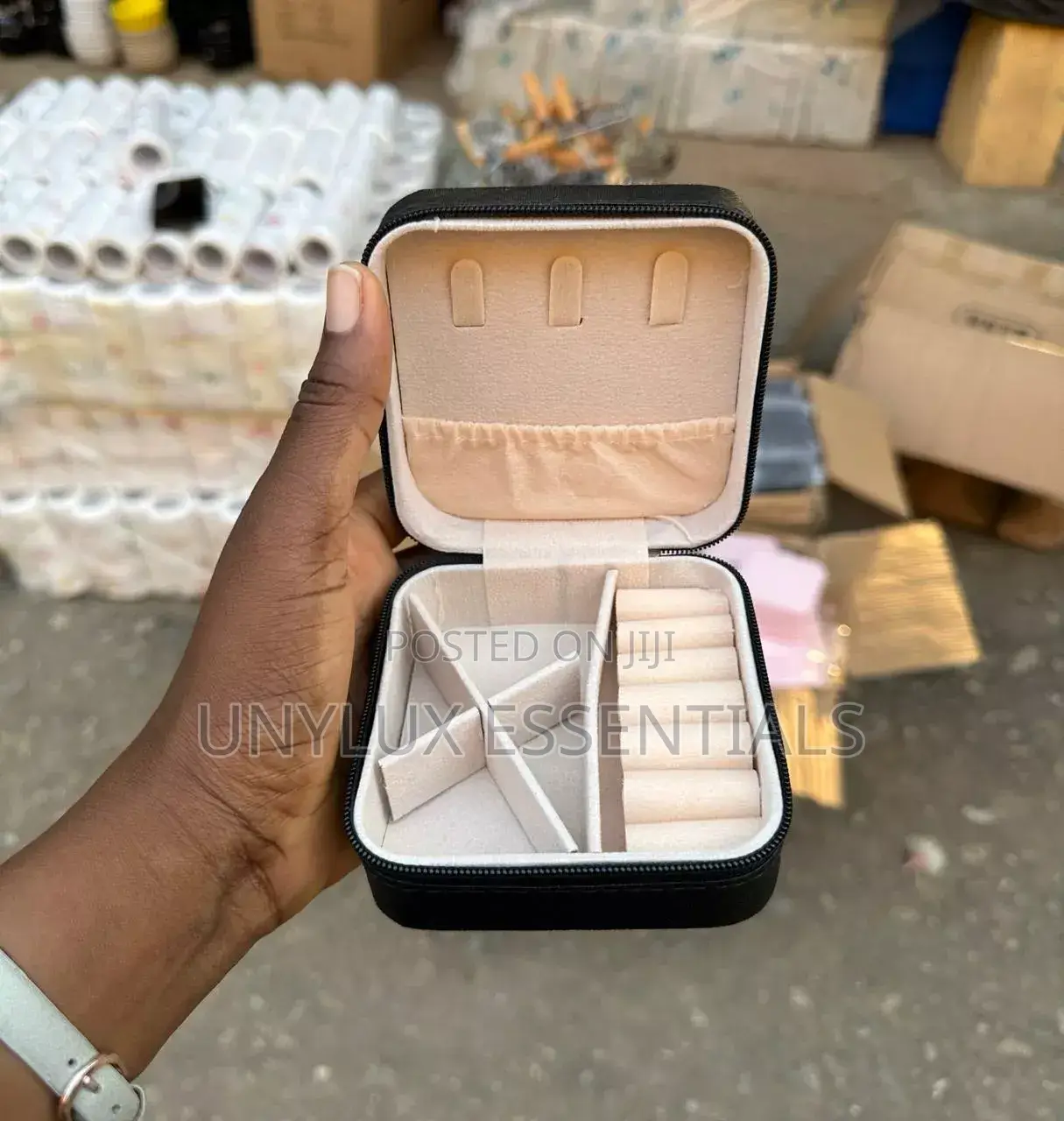 Mini Square Jewelry Box With Zip
