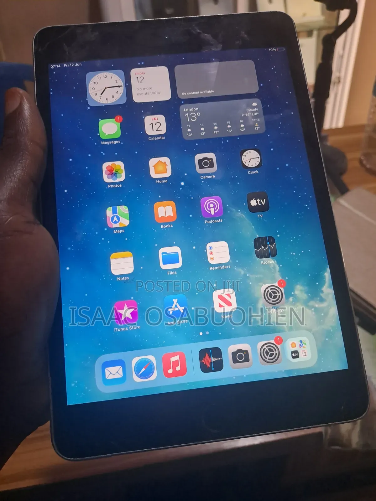 Apple iPad mini 4 128 GB Black