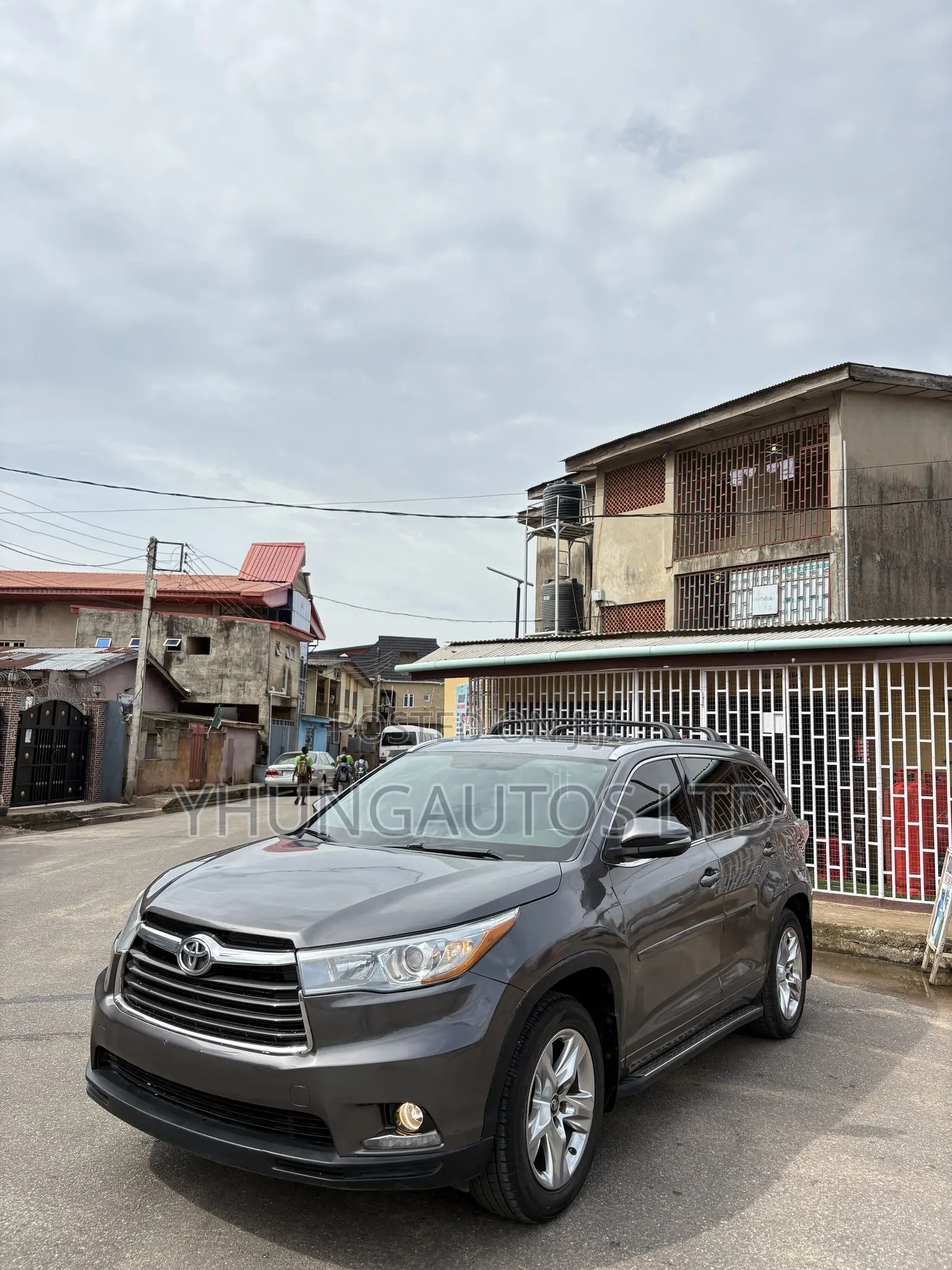 Toyota Highlander Limited V6 4x4 (3.5L 6cyl 6A) 2016 Gray