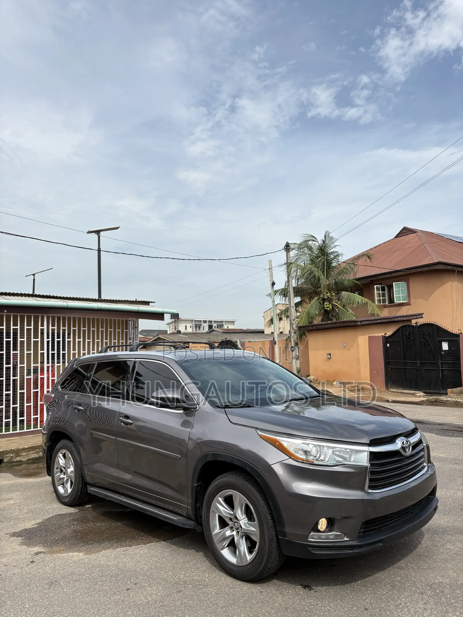 Toyota Highlander Limited V6 4x4 (3.5L 6cyl 6A) 2016 Gray