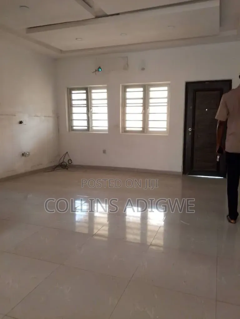 Commercial 5 Bedroom Duplex Lekki Phase 1