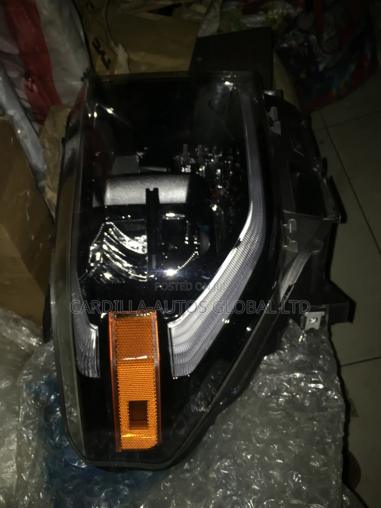 Head Light Toyota Tundra 2018 Set