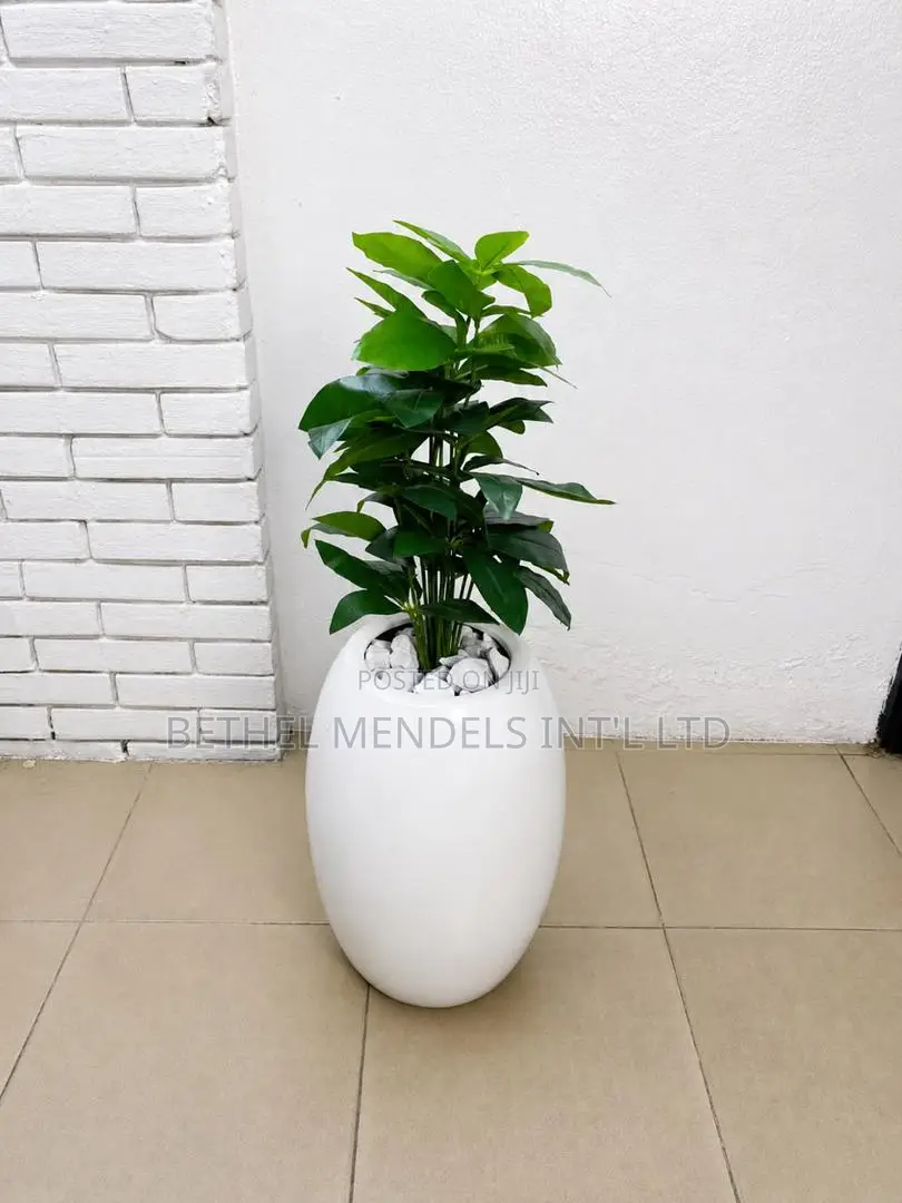 Luxury Artificial Plant With Decorative Vase