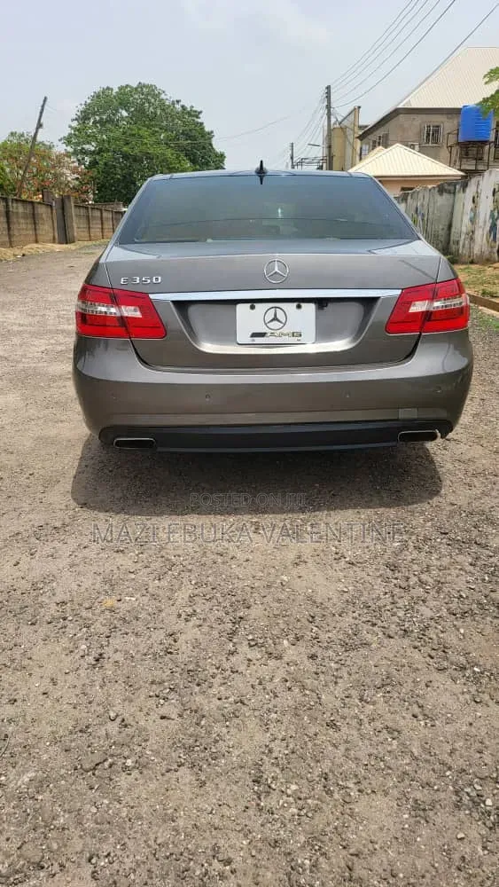 Mercedes-Benz E350 2011 Brown