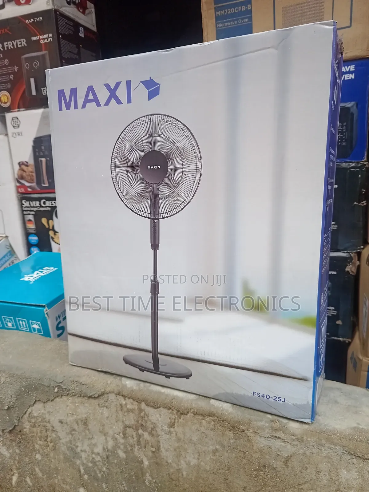 Maxi 16" Electric Stand Fan