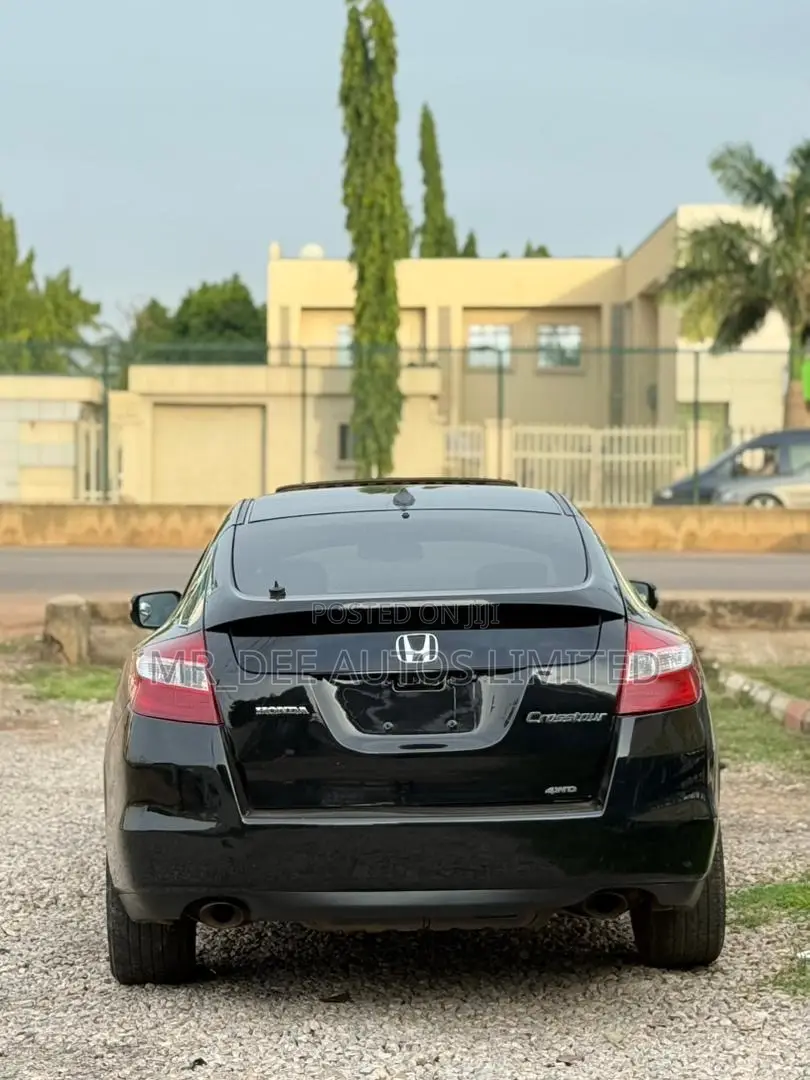 Honda Crosstour 2011 Black