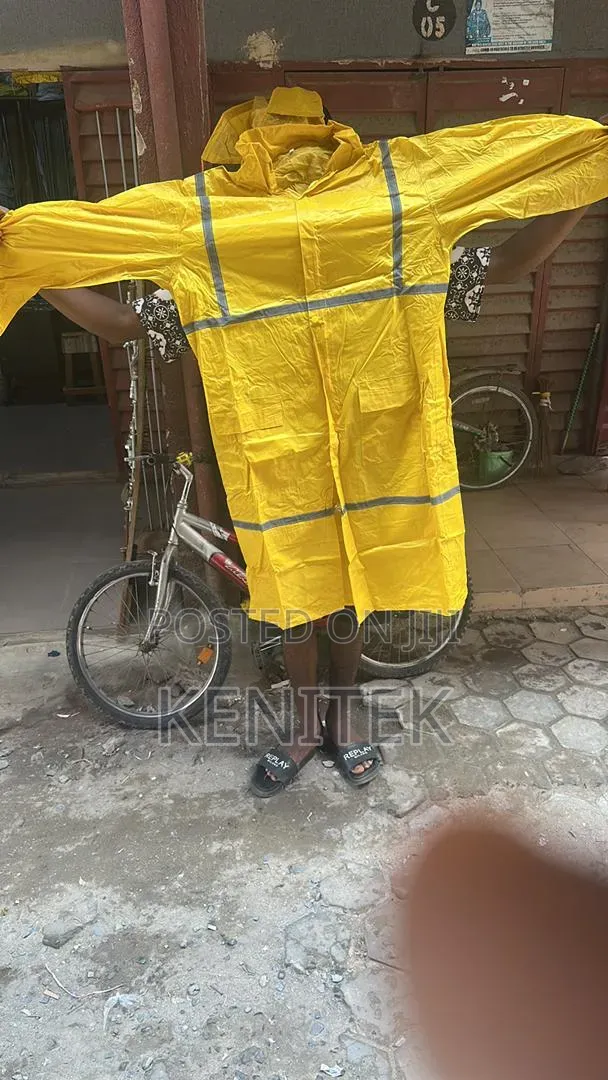 High-visibility Reflective Rain Suit