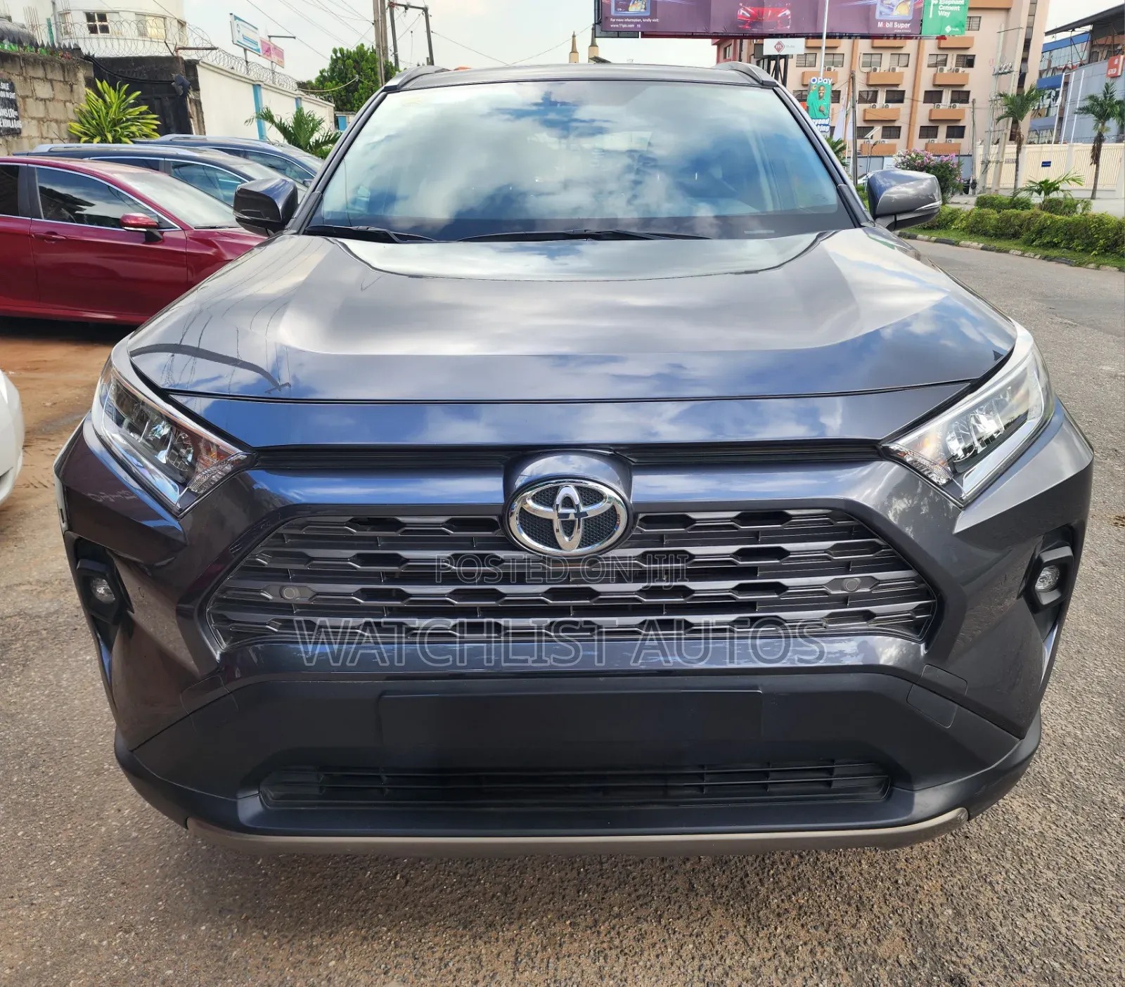 Toyota RAV4 2025 Gray
