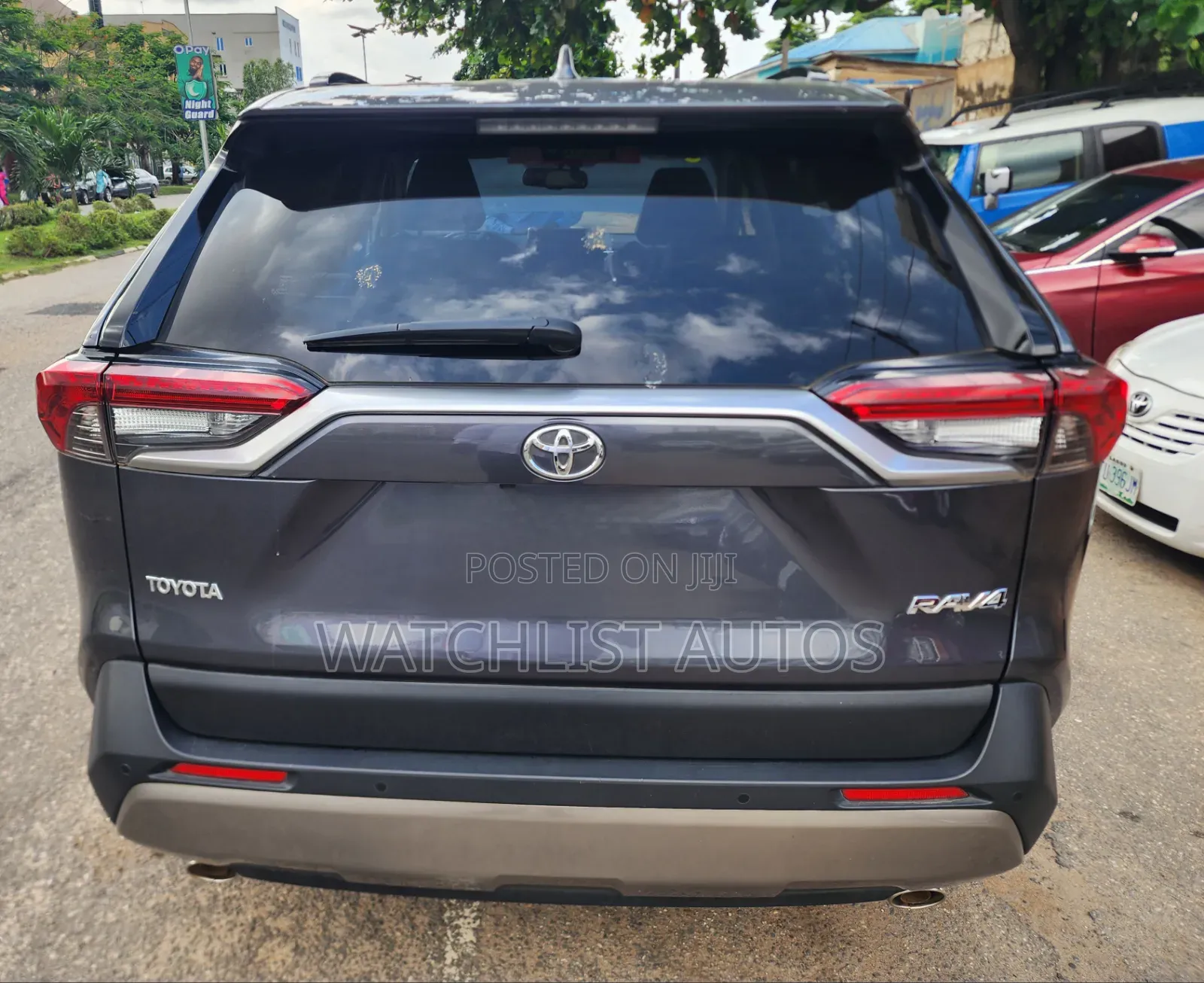 Toyota RAV4 2025 Gray
