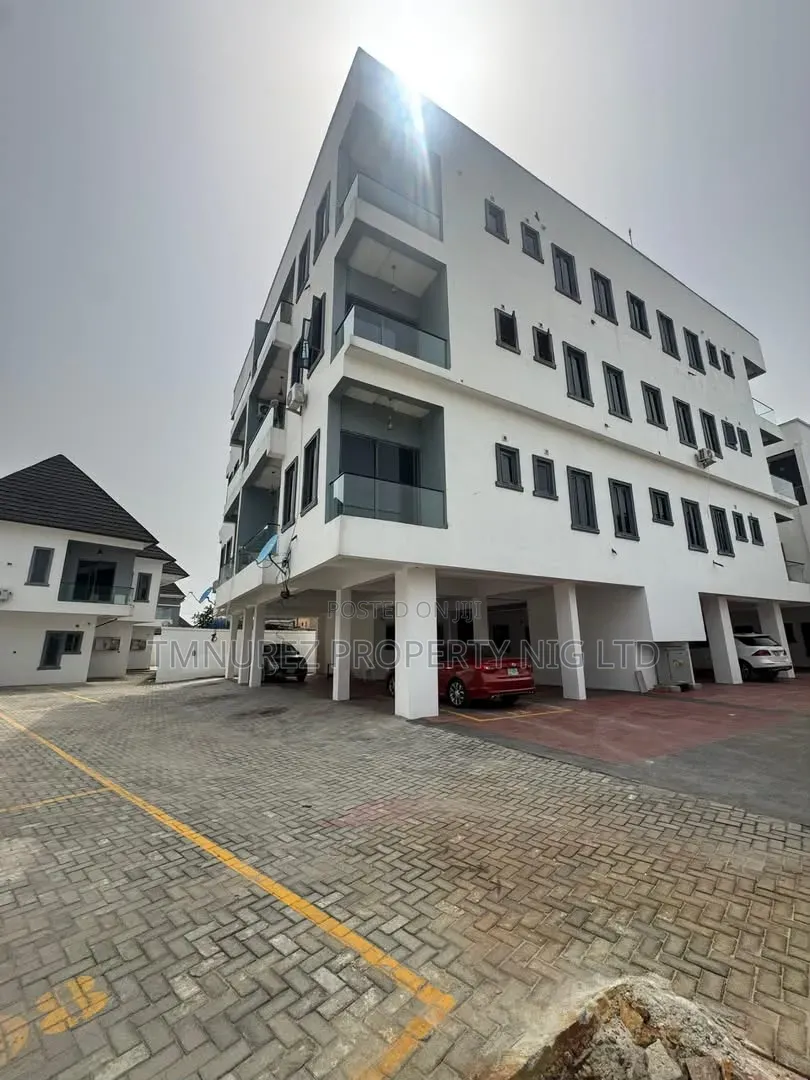 2bdrm Apartment in Chevron for rent