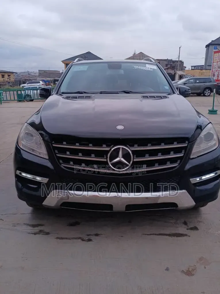 Mercedes-Benz M Class 2012 Black