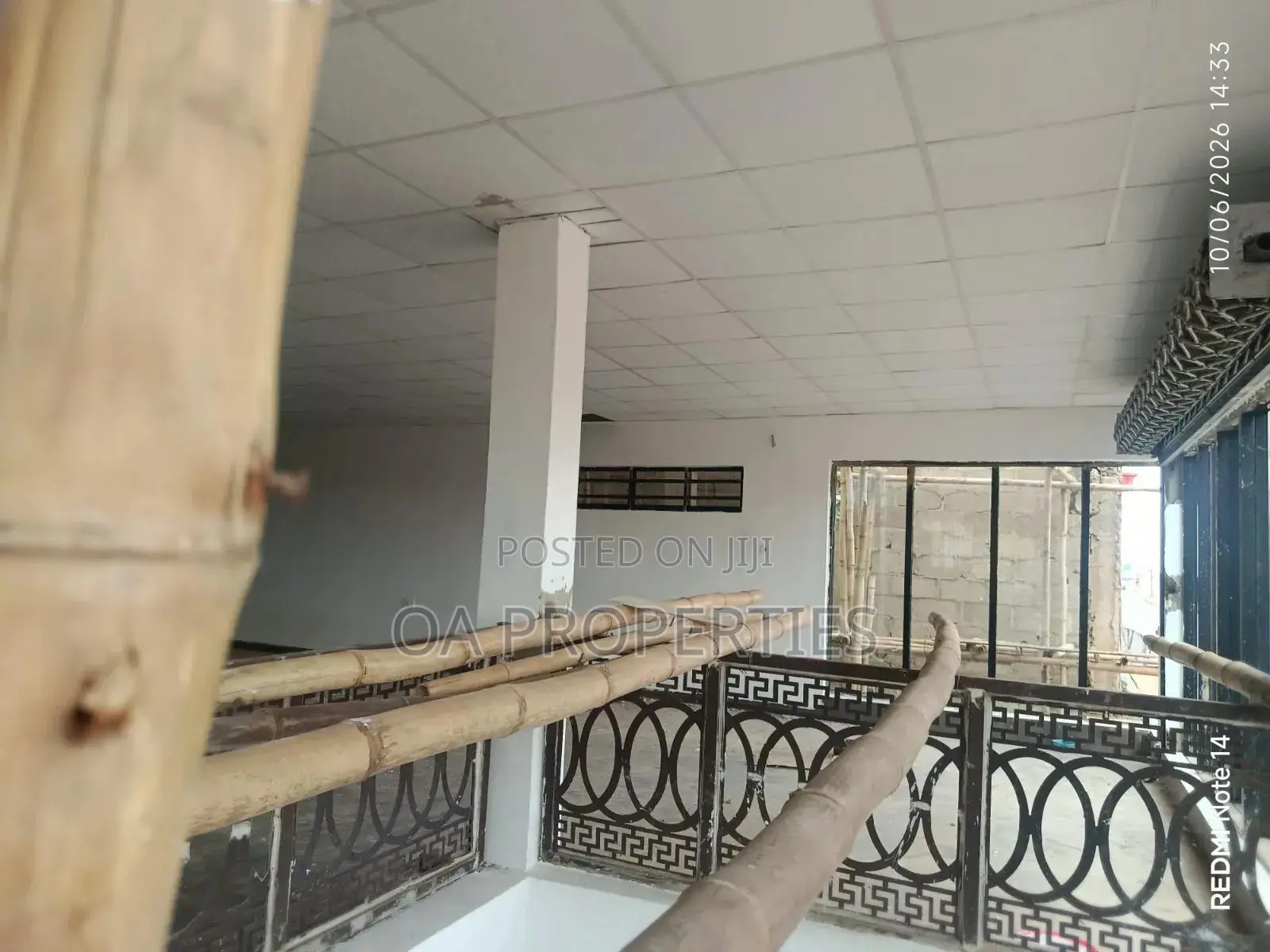 2-Units of Very Big Space Facing D Major Akobo Rd, Good 4 Commercials