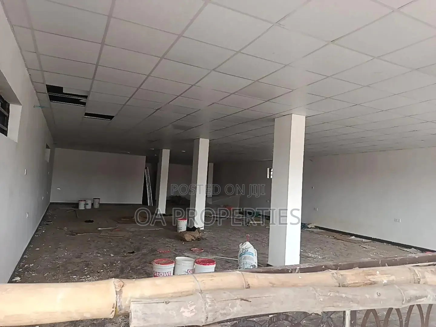 2-Units of Very Big Space Facing D Major Akobo Rd, Good 4 Commercials