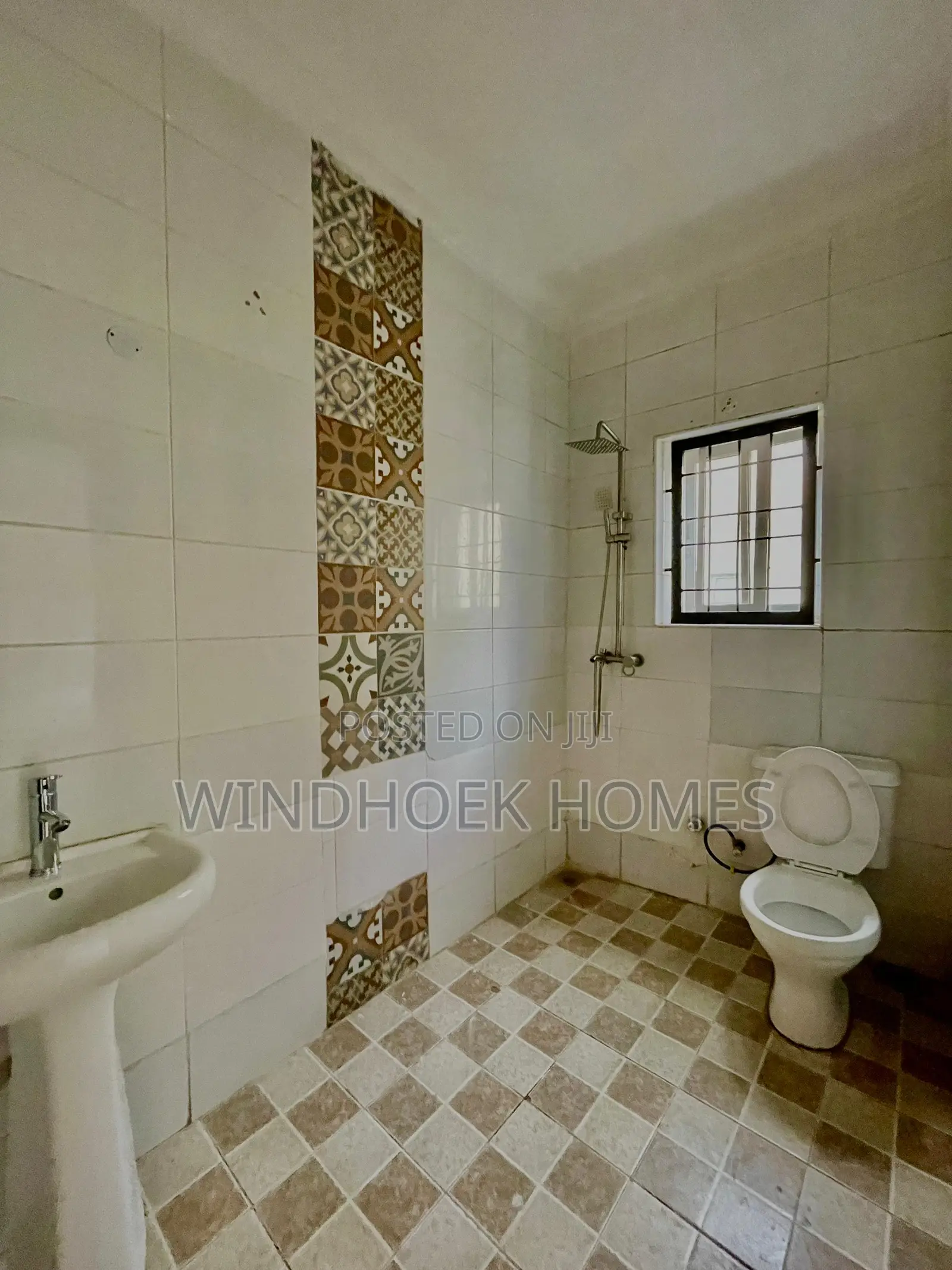 3bdrm Block of Flats in Jahi for rent