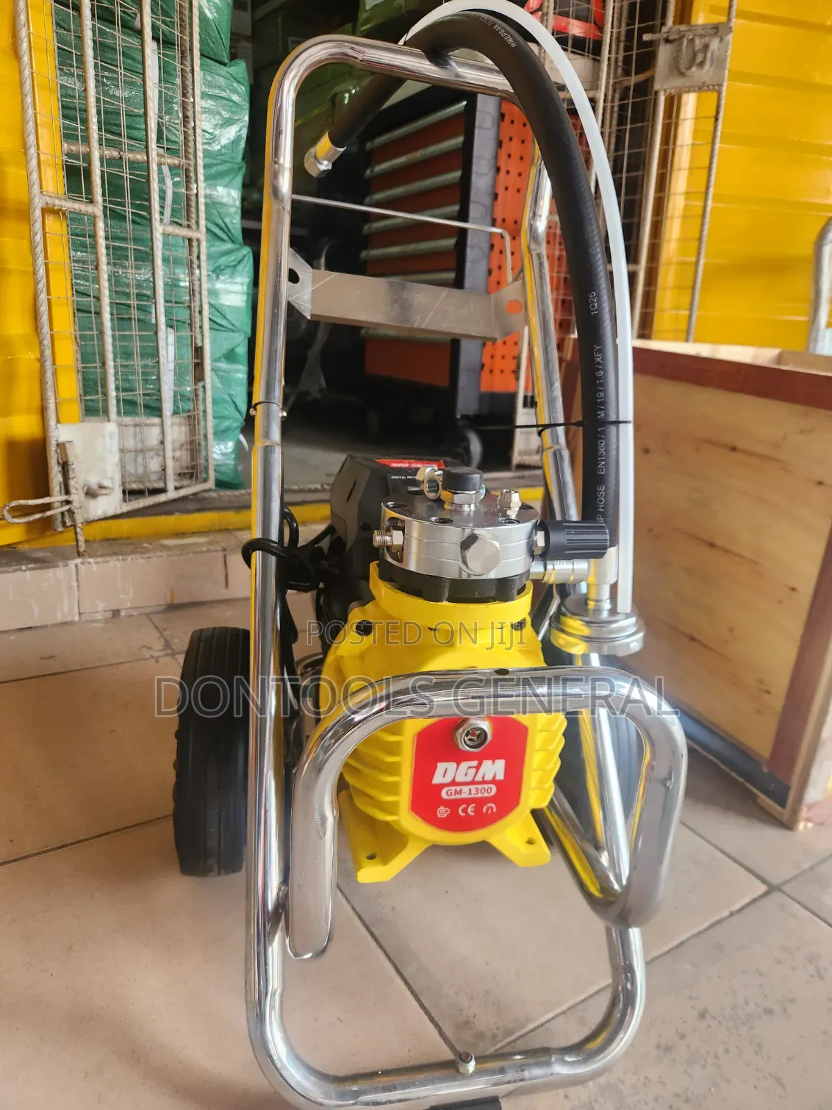 Gm-1300w High Compact Electric Airless Paint Sprayer Machine Digital