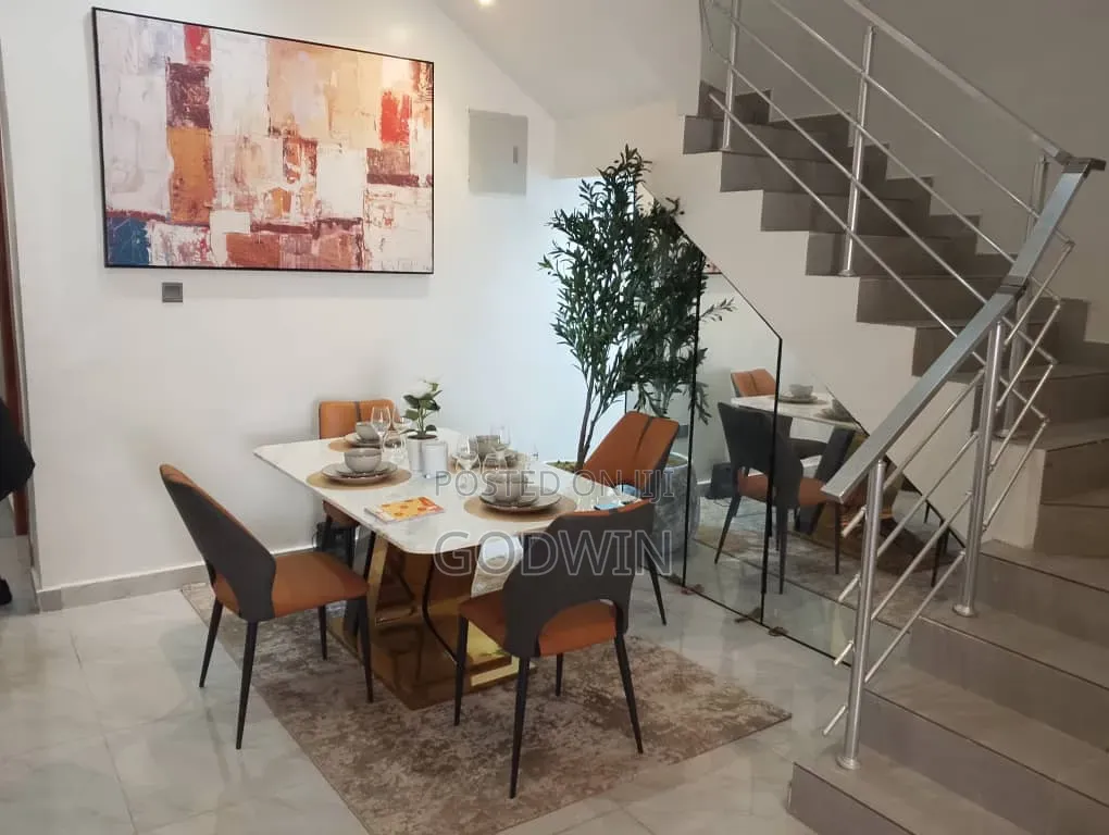 Furnished 3bdrm Duplex in Capital Garden, Lekki Expressway for sale