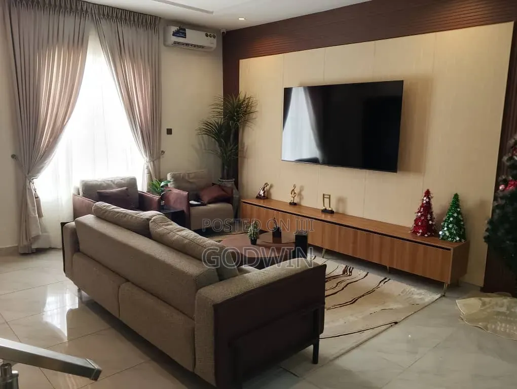 Furnished 3bdrm Duplex in Capital Garden, Lekki Expressway for sale