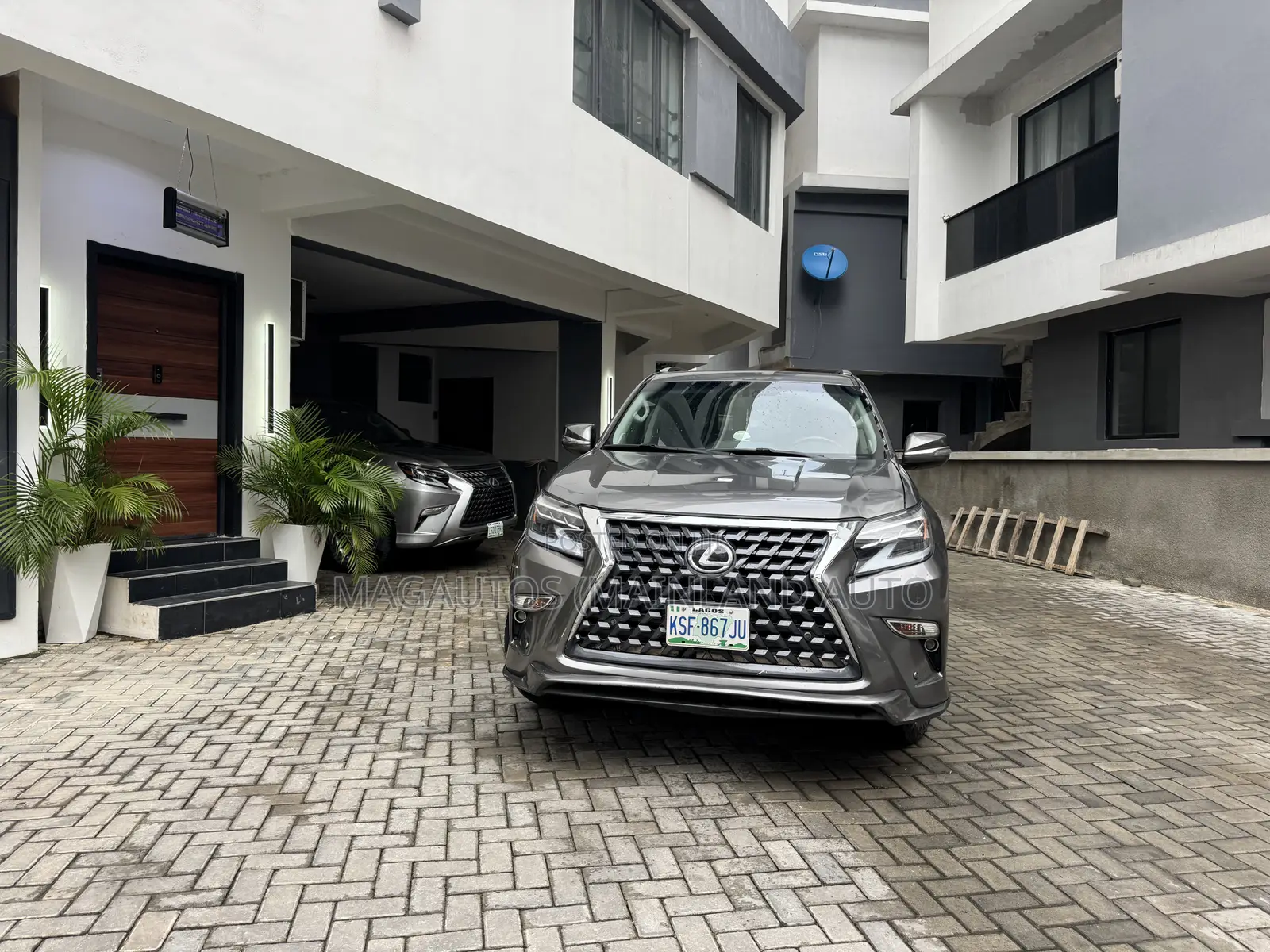 Lexus GX 460 2010 Gray