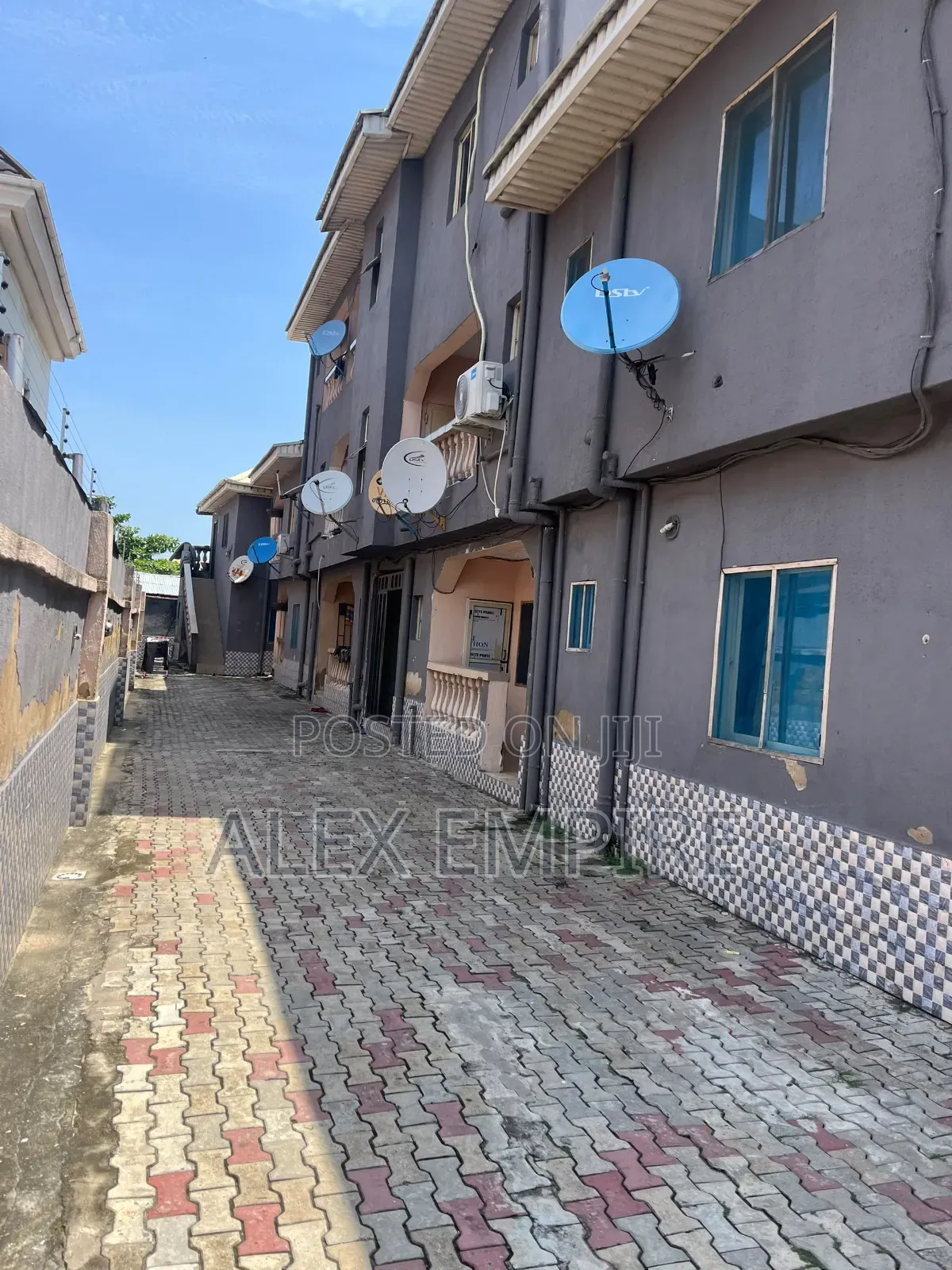 3bdrm Block of Flats in Festac for sale