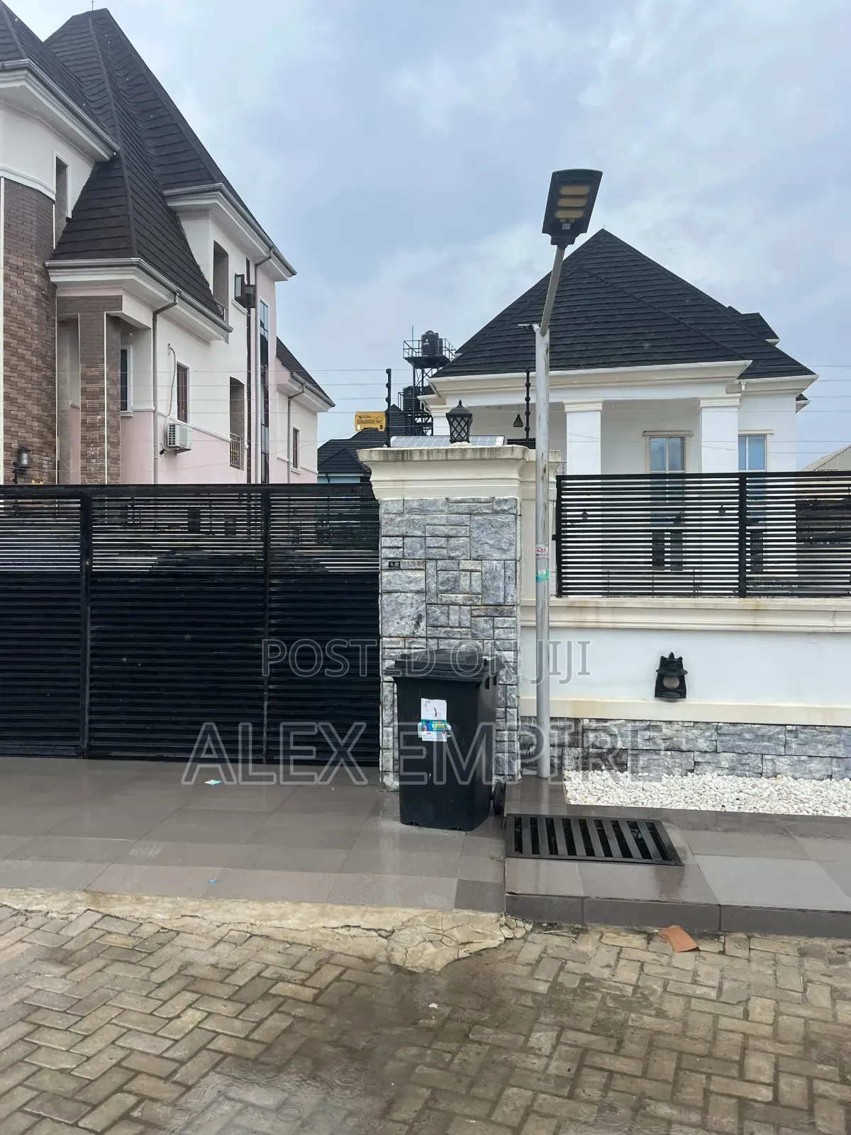 6bdrm Duplex in Ago Palace for sale