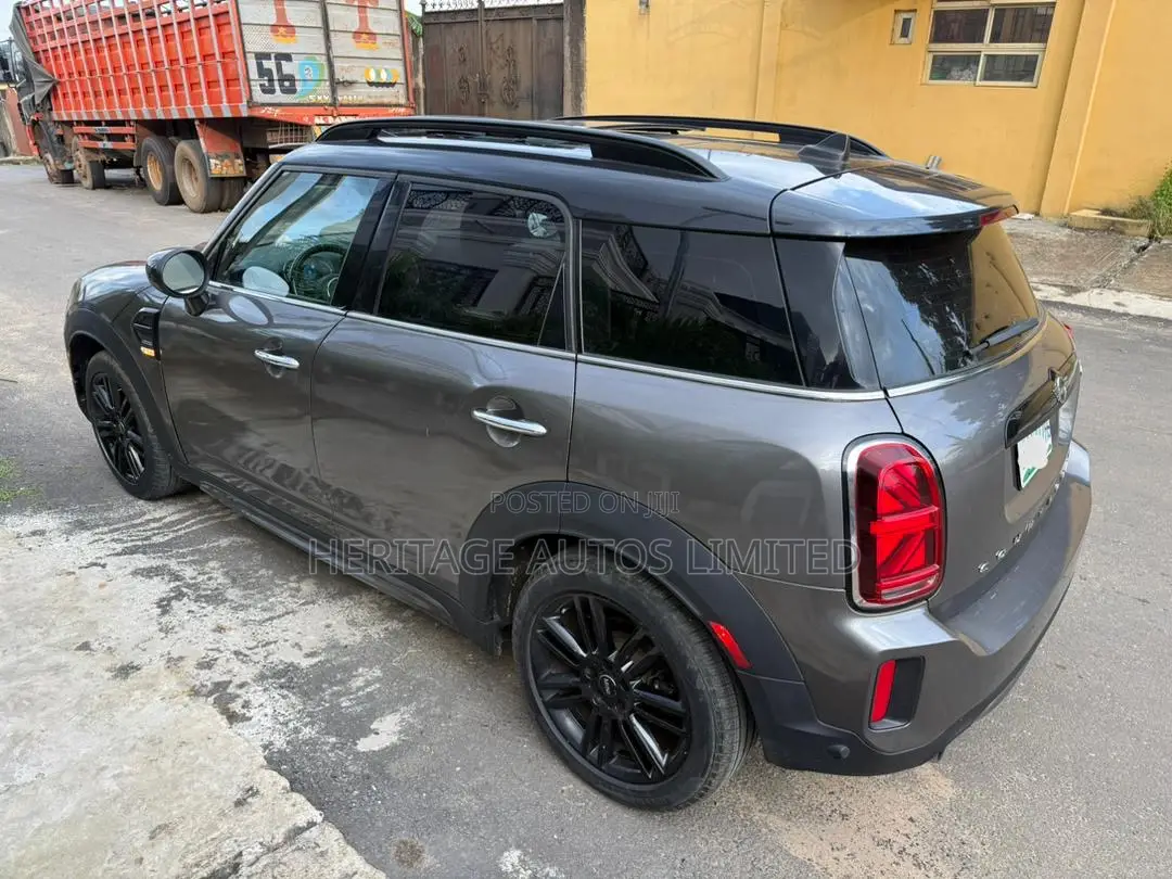 Mini Countryman 2021 Gray