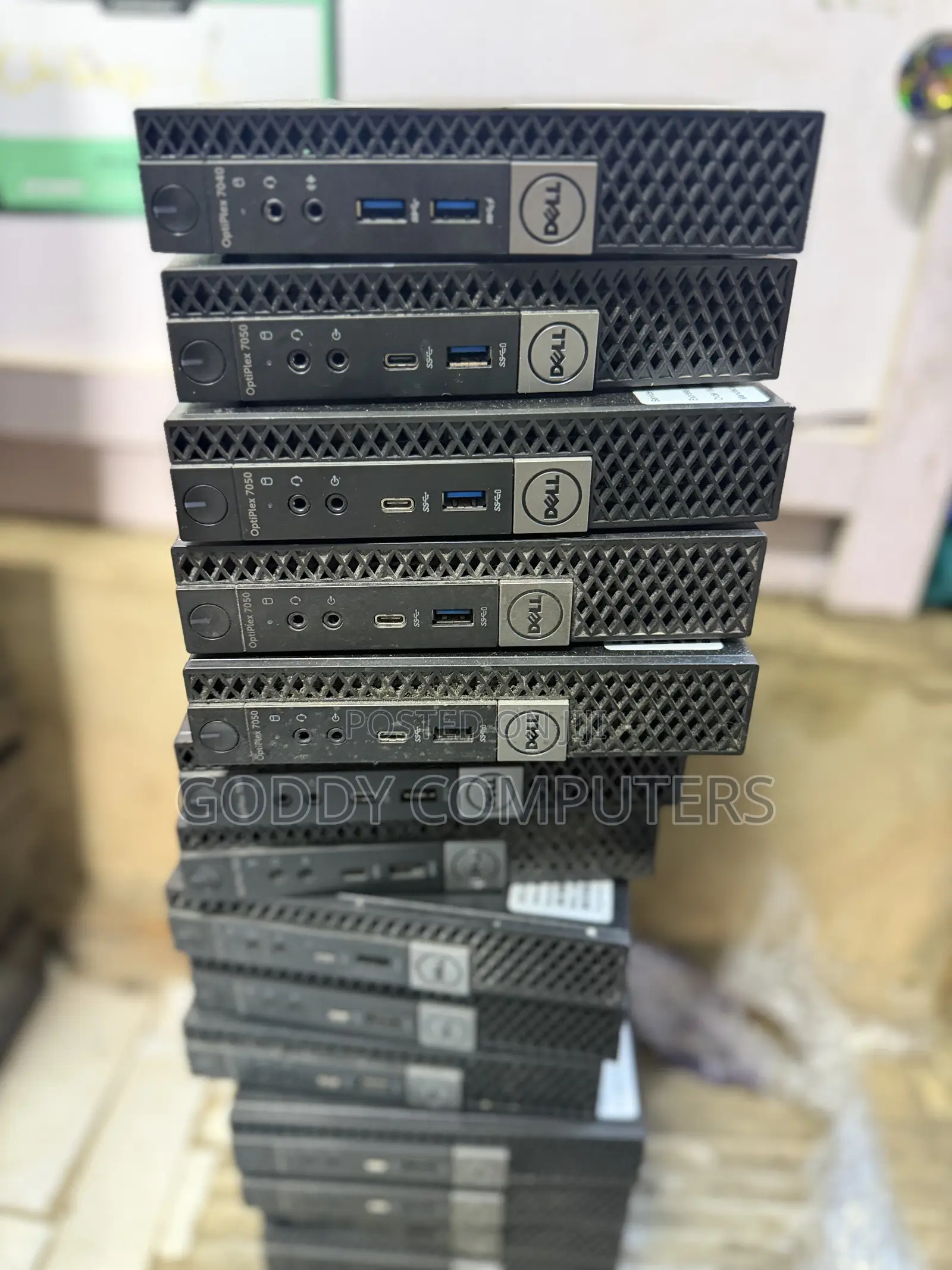 Desktop Computer Dell OptiPlex 7040 8GB Intel Core i5 SSD 256GB