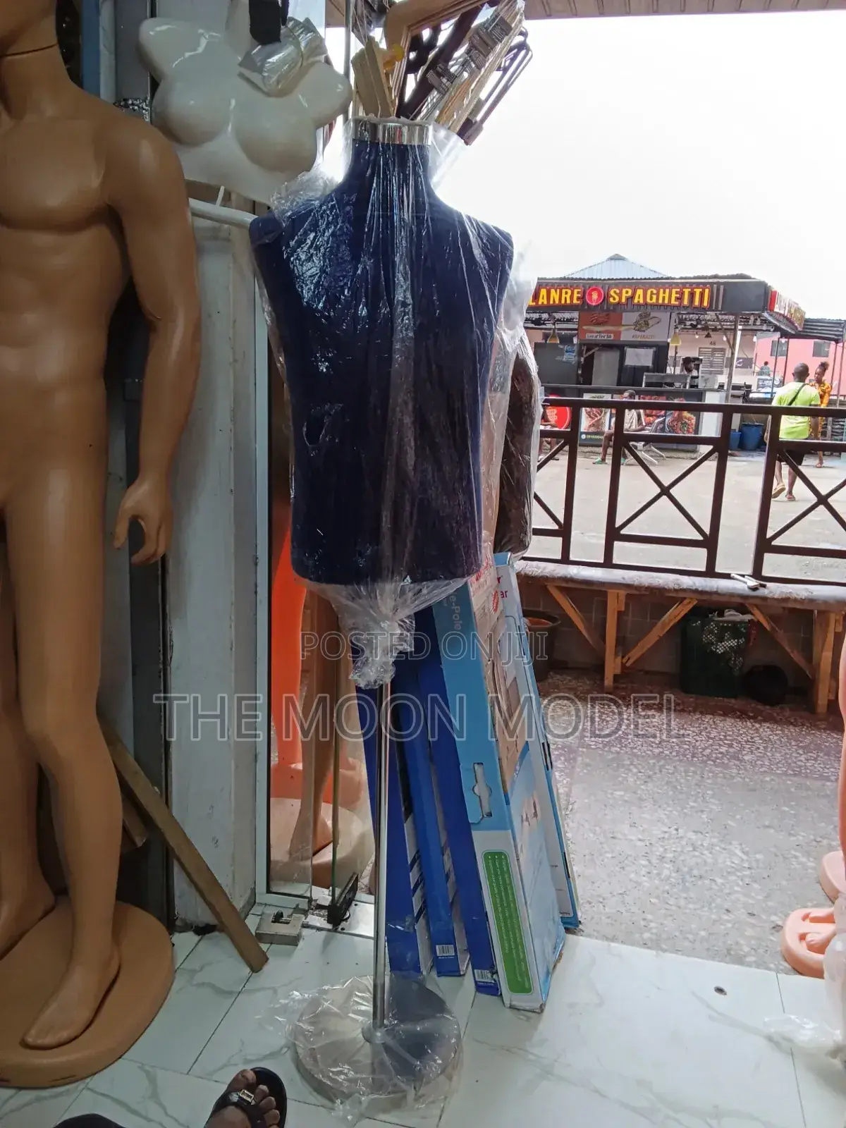 Mannequin Pinned Male Body Form