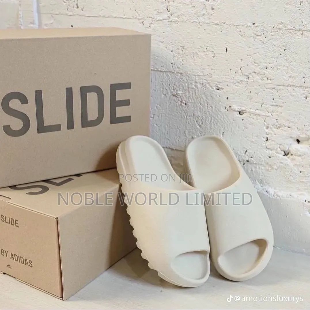 Black/Milk Colour a High Quality Slides Frank 7p
