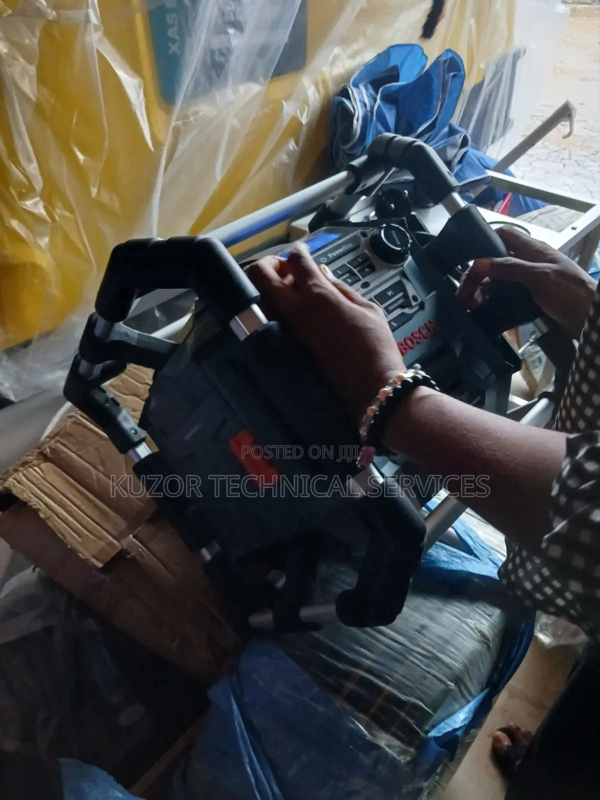 GPB 18v-5 Jobsite Radio