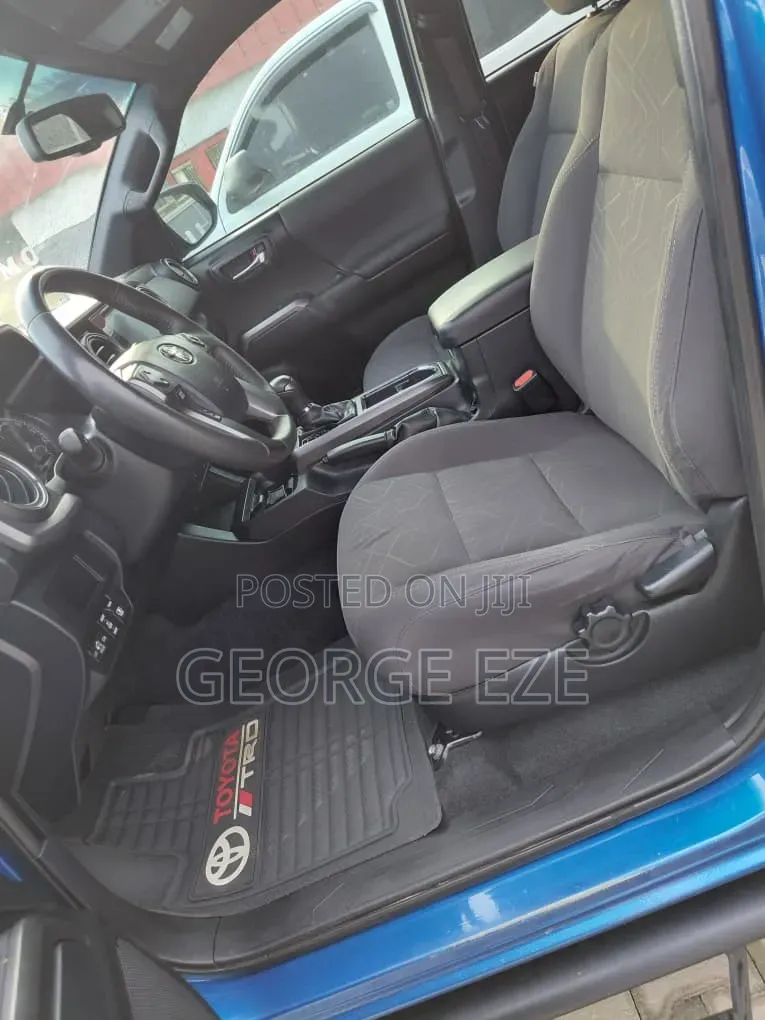 Toyota Tacoma 2023 Blue