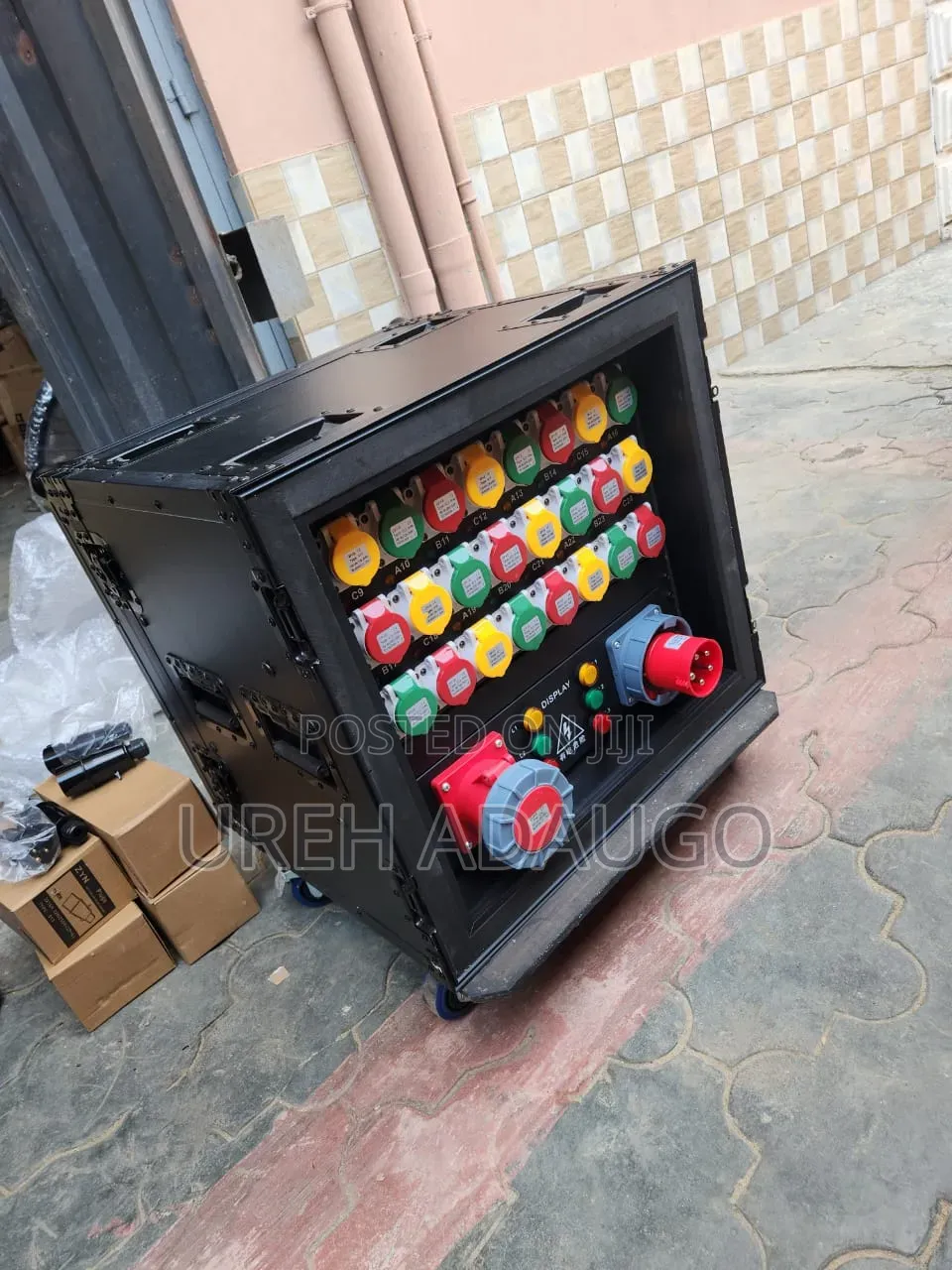 24 Channels Power Distro Box