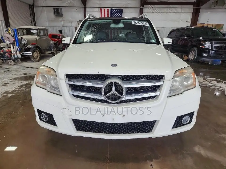 Mercedes-Benz GLK-Class 350 4MATIC 2011 White
